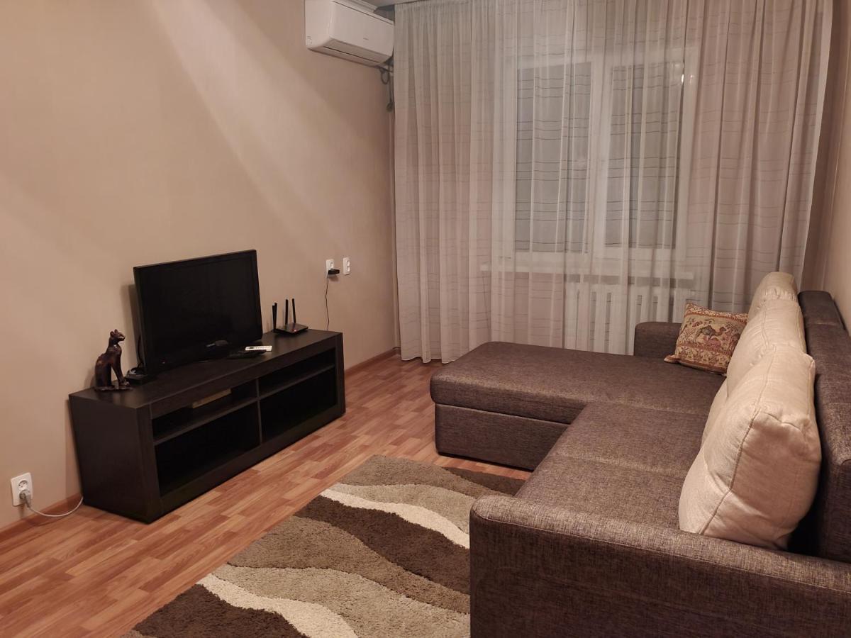 2-Х Комнатная Квартира Посуточно Simkent Kültér fotó